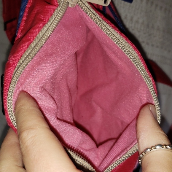 Lug 'swing' crossbody bag, hot pink, 3 sectioned pockets. - Picture 7 of 11